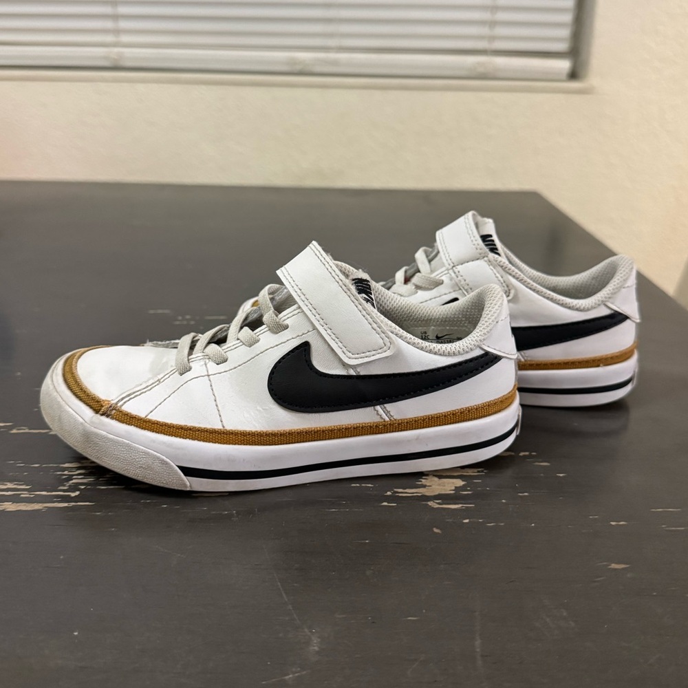 Nike White Athletic Shoes